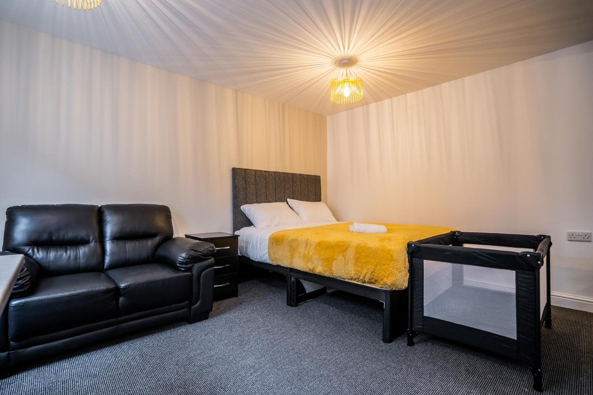 Apartmán Kunda House In Tyseley Birmingham Exteriér fotografie