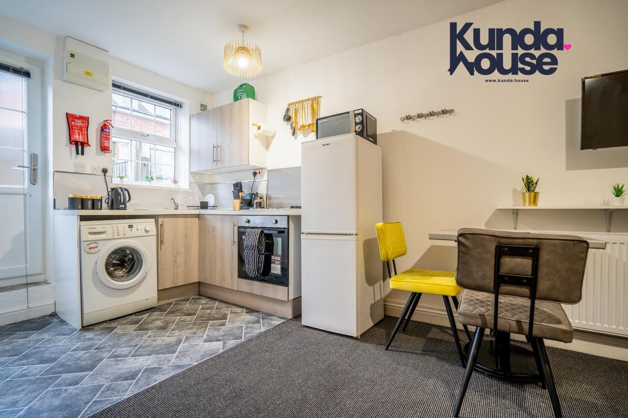 Apartmán Kunda House In Tyseley Birmingham Exteriér fotografie